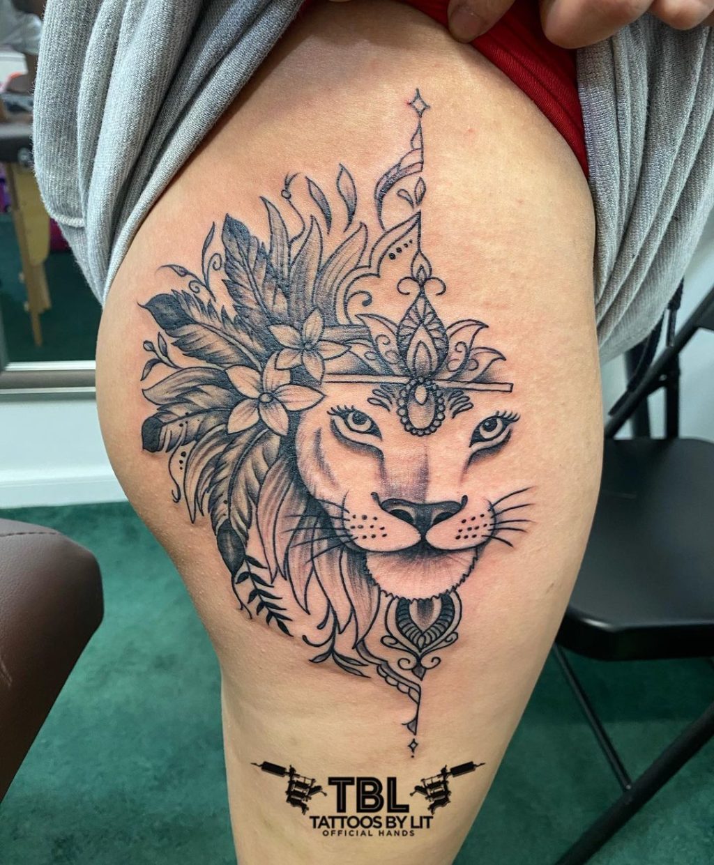 Big Lion Thigh Tattoo For Women