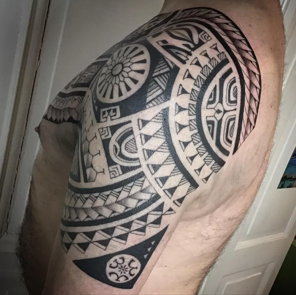 Shoulder Black Samoan Tattoo